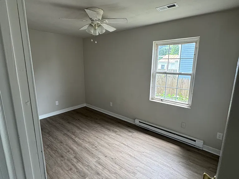 11638 Old Mountain Rd — Photo 3