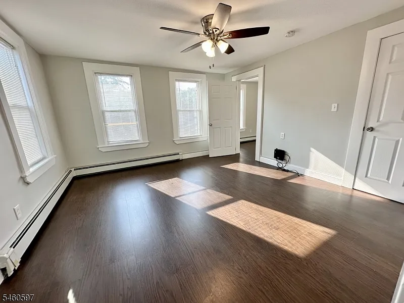2 bed, 1.0 bath, $2,600 — Photo 4