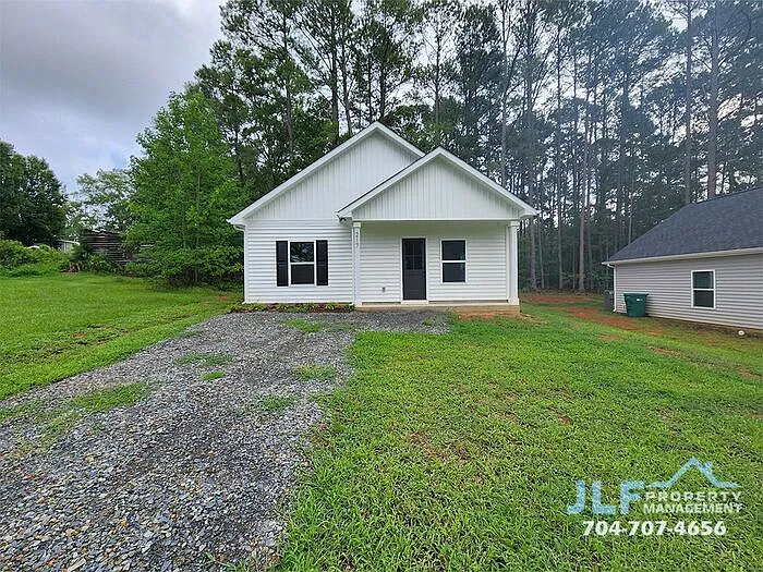 217 Carlie St — Photo 16