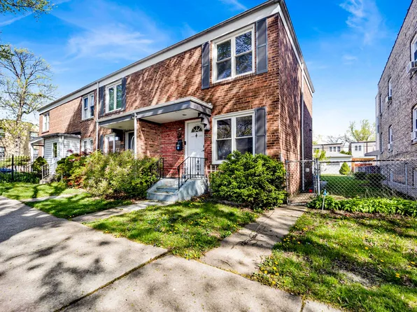3752 W Cornelia Ave, Chicago, IL 60618