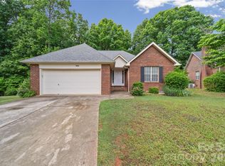 4808 Liska Ct, Charlotte, NC 28227