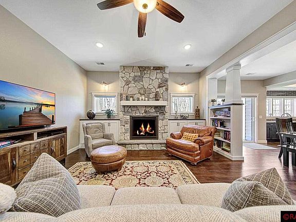 4th image of 300 Oak Marsh Dr