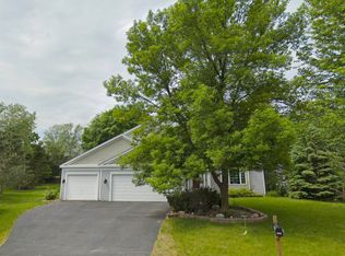 17423 Horseshoe Way, Lakeville, MN 55044