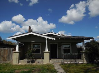 2313 E Hedges Ave, Fresno, CA 93703
