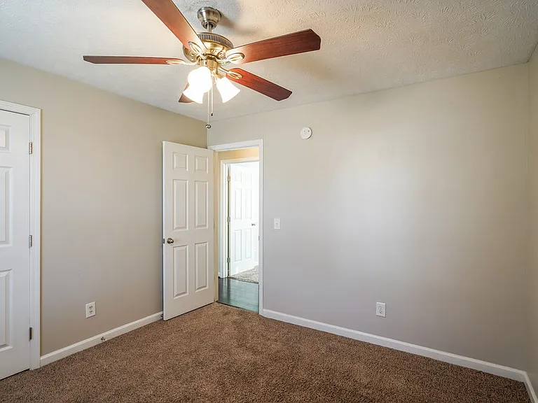 7109 Beard Ct — Photo 12
