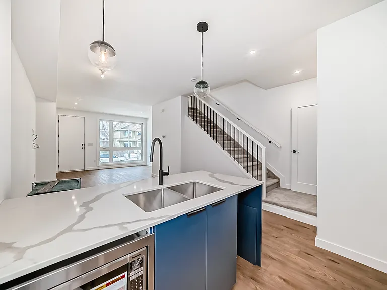 9013 93rd St NW — Photo 9