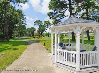 66A Dorchester Dr #1001, Lakewood, NJ 08701