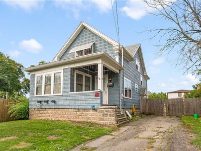 3742 McKoon Ave, Niagara Falls, NY, 14305