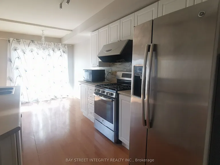 355 Ravineview Way — Photo 5