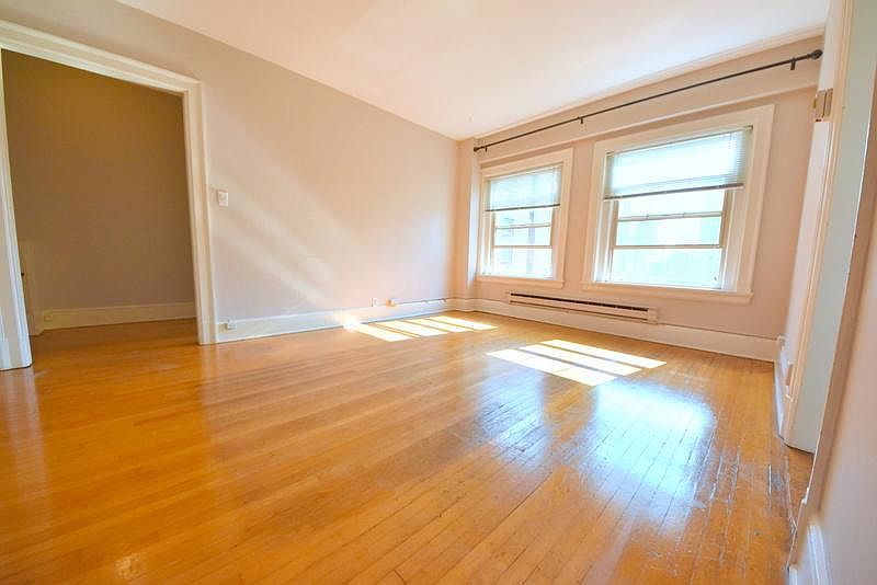 1st image of 1633 Melrose Ave APT 503