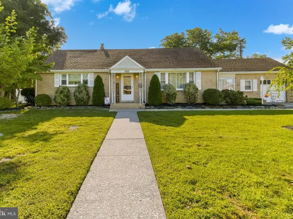 292 Hamilton Ave, Pennsville, NJ 08070