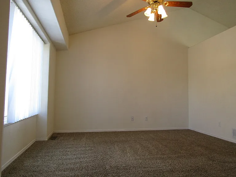 5868 Bow River Dr — Photo 5