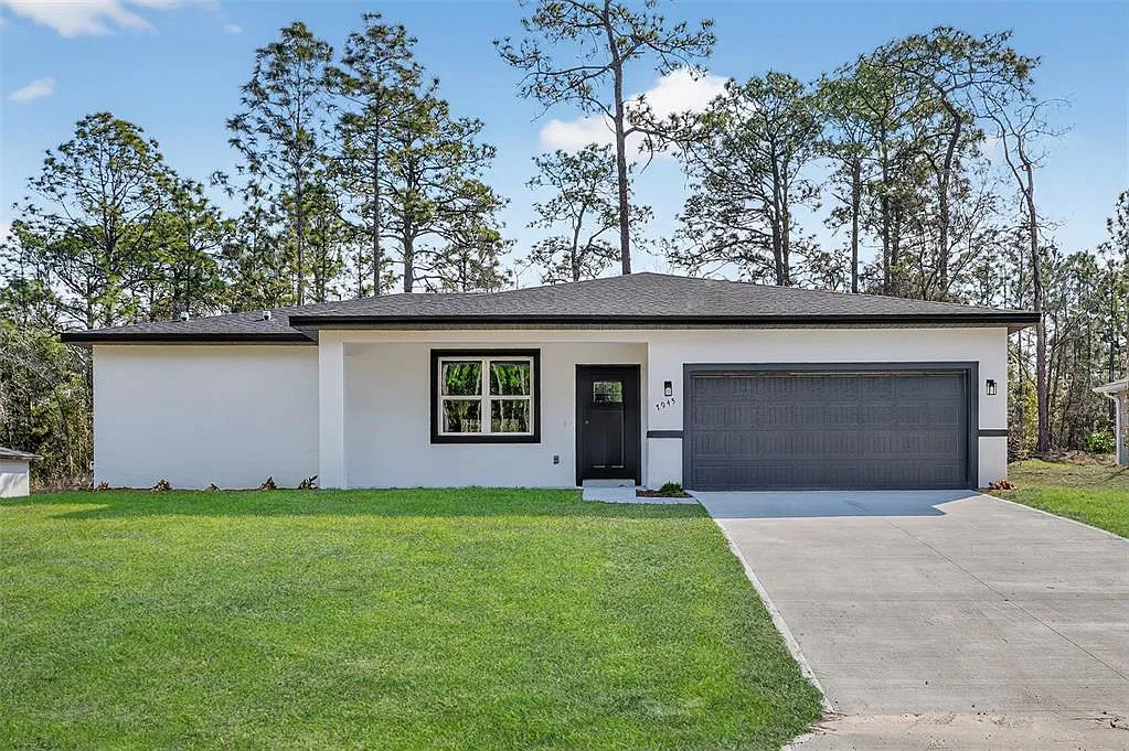 4 bed, 2.0 bath, 1845 sqft, $1,950 — Photo 1