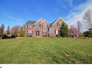 5 Landview Ln, Columbus, NJ 08022