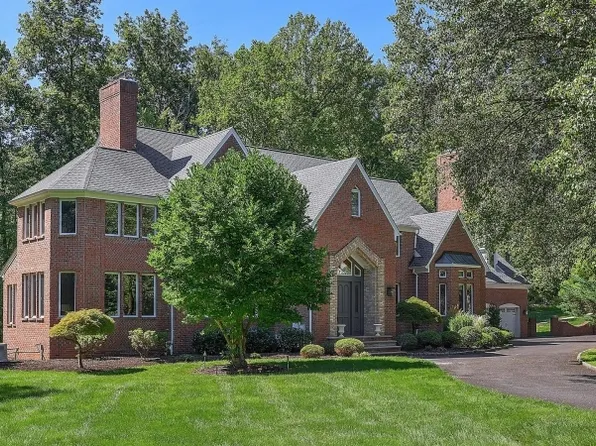 12 Hill Hollow Rd, Warren Twp., NJ 07059