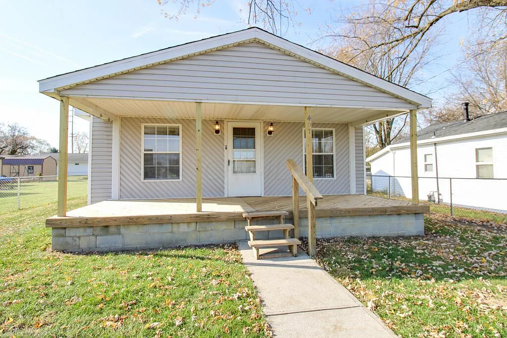 407 N Grand Ave photo 1
