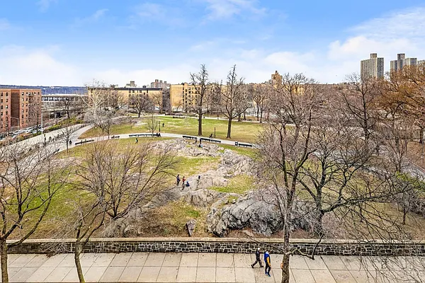 Rented by Living New York | media 13