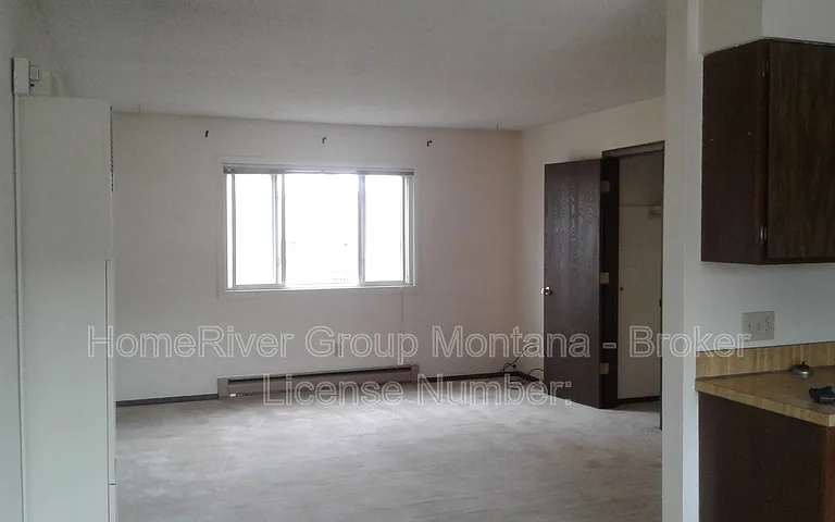 2308 Hillview Ct #1 — Photo 5