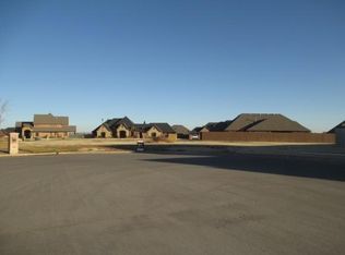 905 Stonebridge Ct, Weatherford, OK 73096