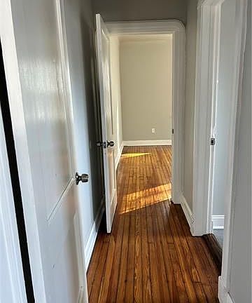4th image of 2414 Lavender St