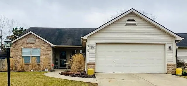 345 Duke Ln photo 1