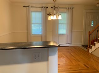 8 Harris Rd, Waterford, NY 12188