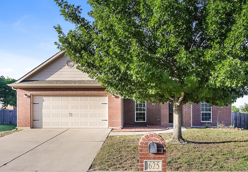 1625 Salado Trl