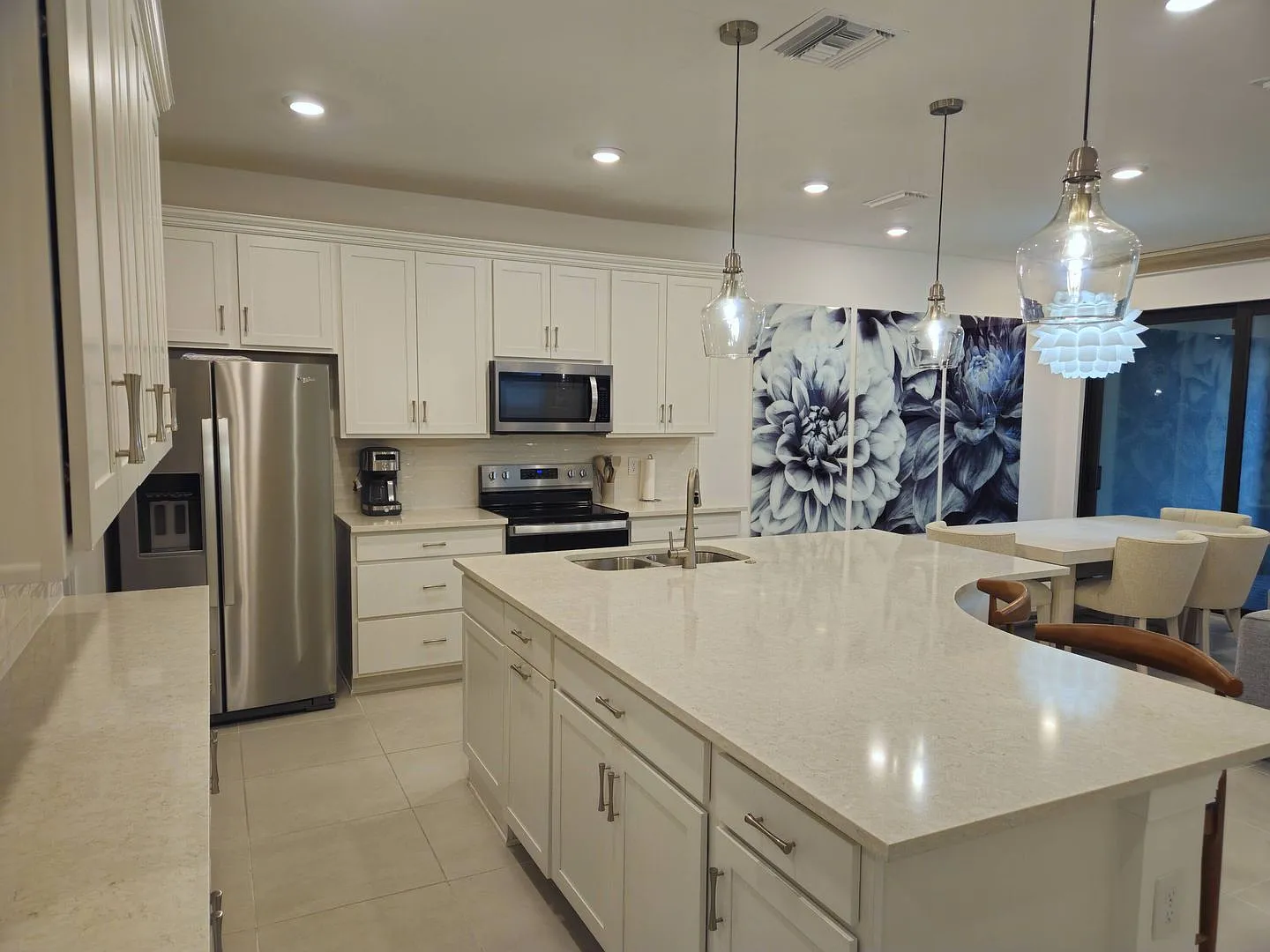 Annual Rental - Furnished End Unit 3 Bed/ 2.5 Bath Townhouse At Sonoma Oaks — Photo 4