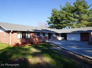 2410 W Park Pl, Rogers, AR 72758