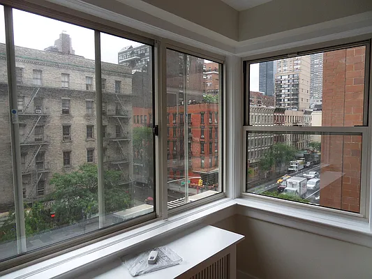 Rented by Stonehenge NYC LLC | media 6