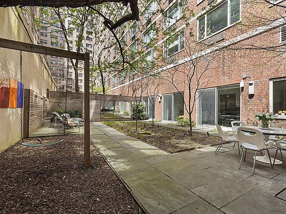 5th image of 130 W 67th St #1AB