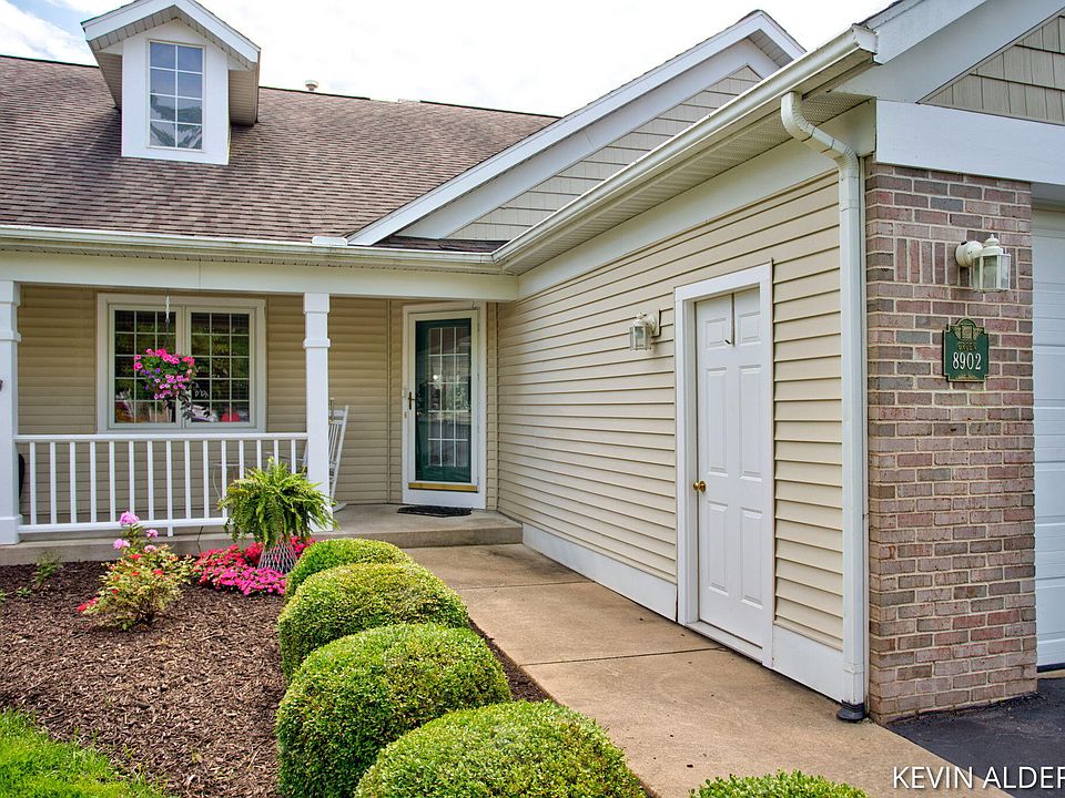 1st image of 8902 N Clearwater Dr