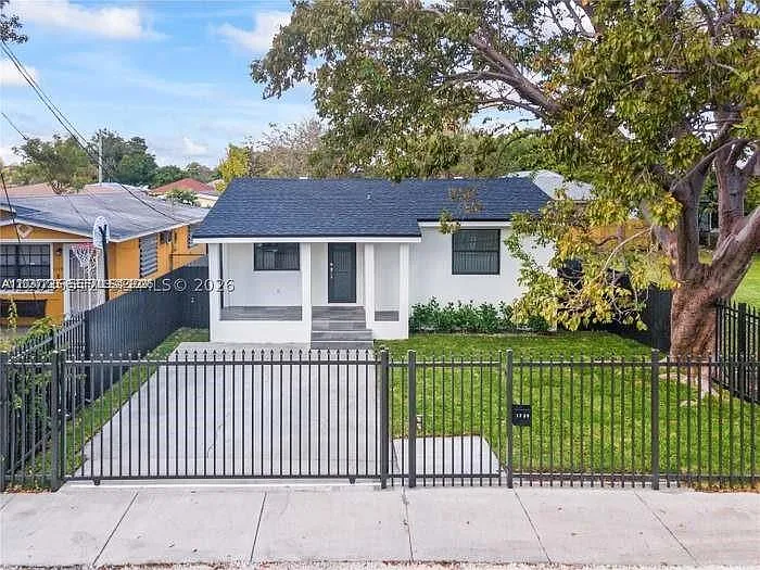 1739 NW 67th St — Photo 1
