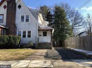 6718 Park Ave, Merchantville, NJ 08109