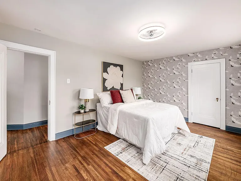 211 E Jenkins Ave — Photo 18