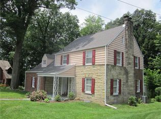 948 Oakwood Pl, Natrona Heights, PA 15065