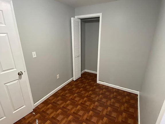 5th image of 1649 W 38th St Floor 1