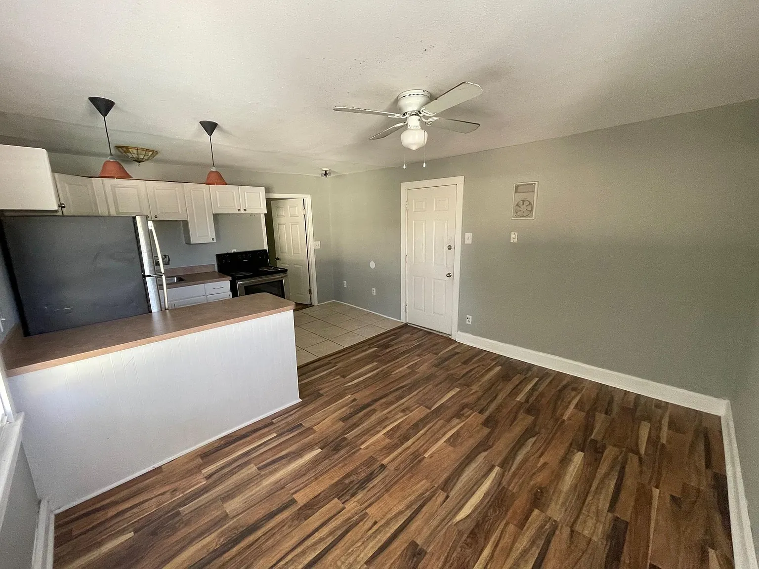 1 bed, 500 sqft, $1,250 — Photo 3