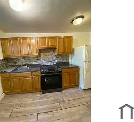 121 Elm St #3L — Photo 2