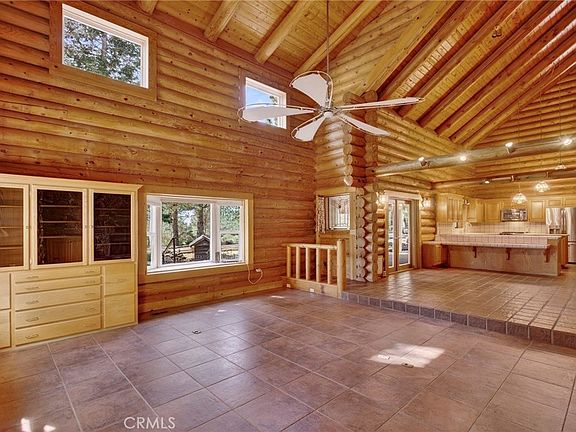 3rd image of 15756 Fitzgerald Ct