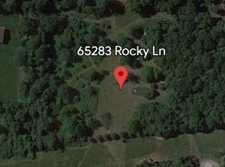 65283 Rocky Ln, Sturgis, MI 49091