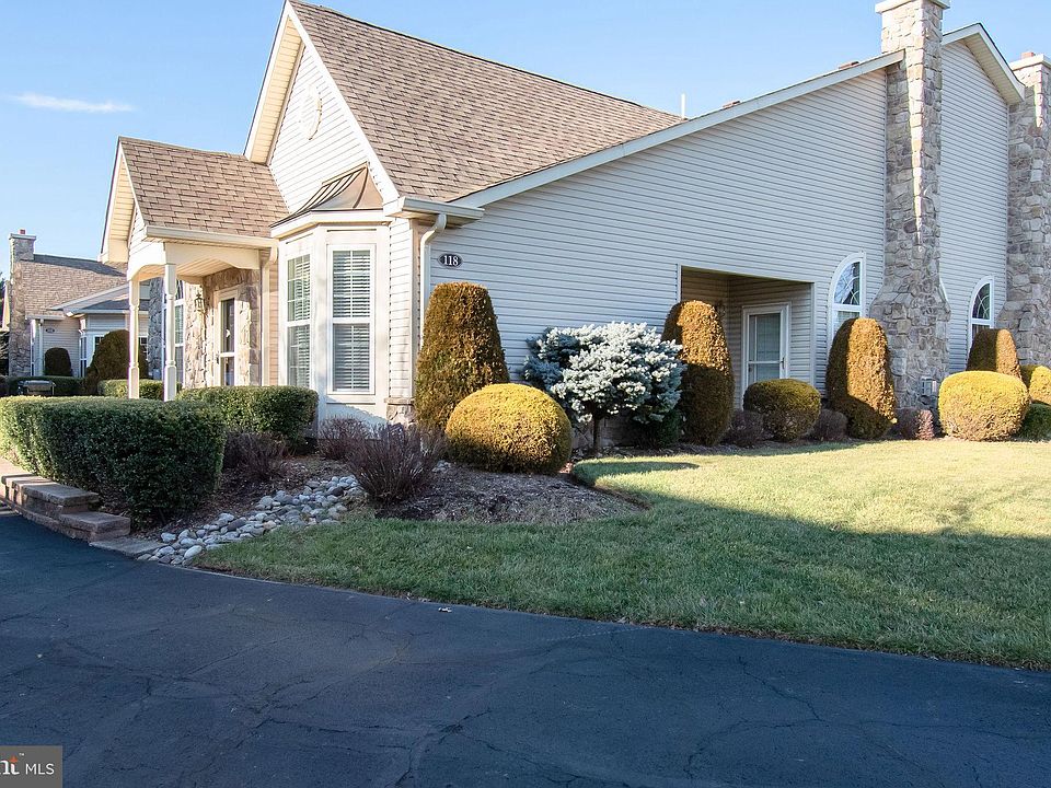 118 Fairway Dr Warminster, PA, 18974 Apartments for Rent Zillow