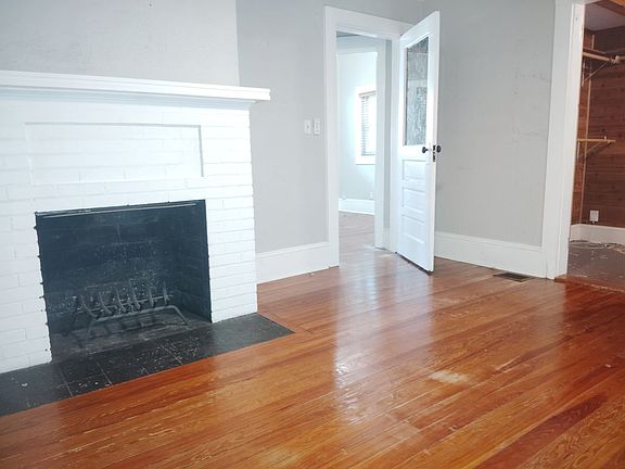 3rd image of 1503 Belgrade Ave