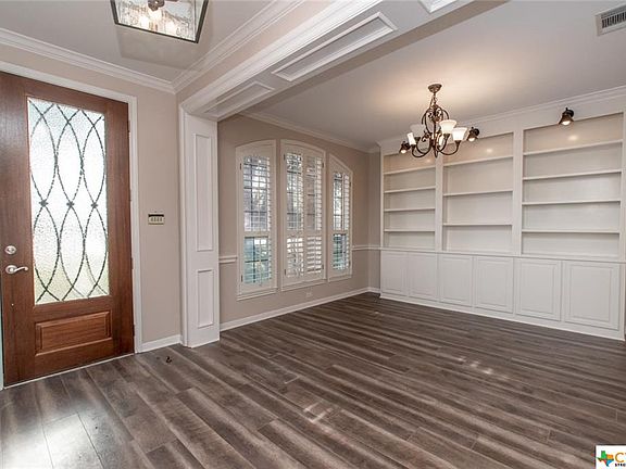 2nd image of 1801 Canyon Springs Dr
