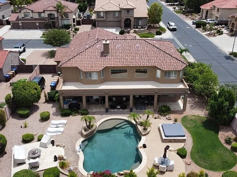 9828 W Sydney Way — Photo 1