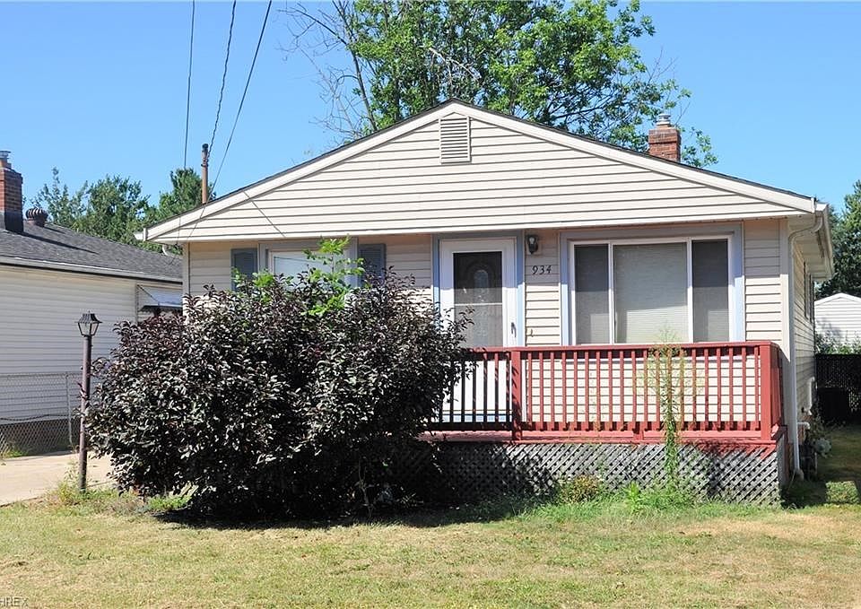 1st image of 934 E 349th St