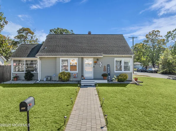 553 Mermaid Avenue, Beachwood, NJ 08722