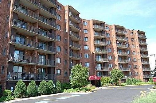1st image of 1 Bloomingdale Pl APT 611