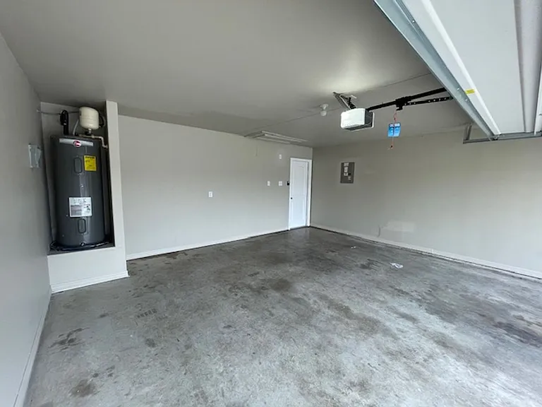 3618 Foster Mdws — Photo 28