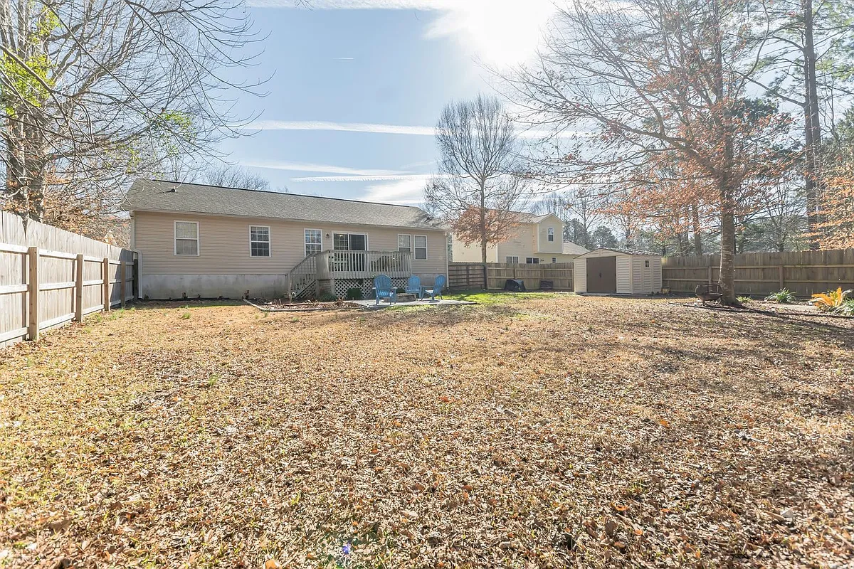 Building Photo - 106 Waterfall Dr